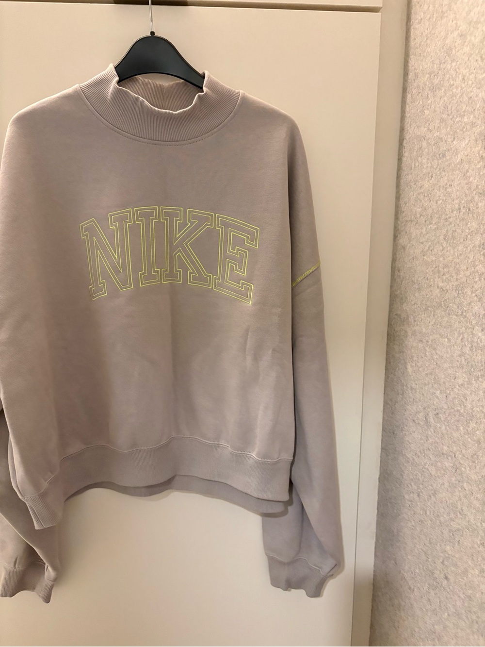 Nike Phoenix Mock Neck Sweatshirt. Size XL. Like New.